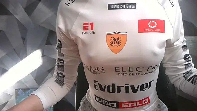 Snapshot of AlicePhyllis chatting on March 2026 06:37:01 AM AlicePhyllis online show from March 2026 06:37:01 AM