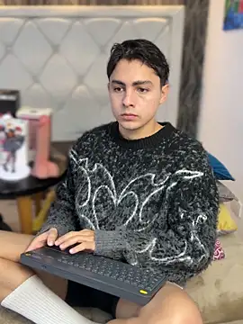 Samu Hott online show from February 2026 08:27:01 PM