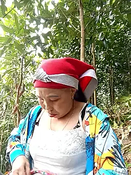 Snapshot of lena-cute chatting on February 2026 08:08:02 AM lena-cute online show from February 2026 08:08:02 AM