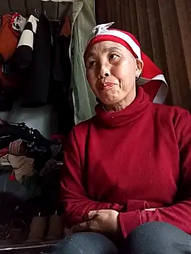 Snapshot of lena-cute chatting on February 2026 08:13:01 AM lena-cute online show from February 2026 08:13:01 AM