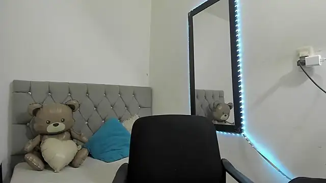  1DERECK online show from February 2026 12:23:01 PM