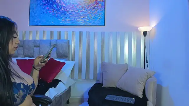 Snapshot of nina_glow chatting on February 2026 11:44:01 AM nina glow online show from February 2026 11:44:01 AM