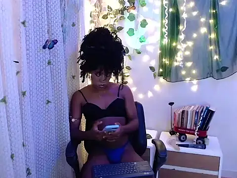 Snapshot of zafiro_blu chatting on March 2026 01:39:01 PM zafiro blu online show from March 2026 01:39:01 PM