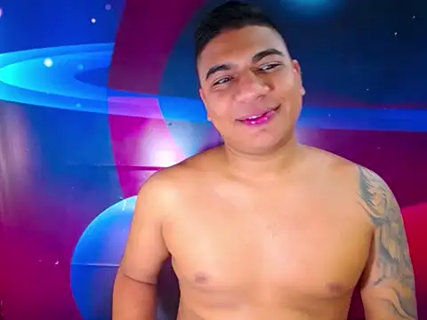 Snapshot of BradKamil chatting on February 2026 02:07:02 AM BradKamil online show from February 2026 02:07:02 AM