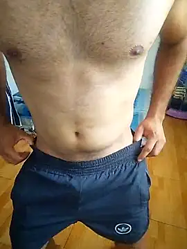 Snapshot of thom_1 chatting on February 2026 06:48:01 PM thom 1 online show from February 2026 06:48:01 PM