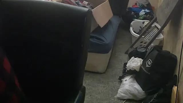 Snapshot of crikeycock chatting on February 2026 09:44:01 PM crikeycock online show from February 2026 09:44:01 PM