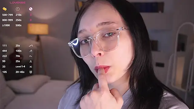 HannaHayles online show from February 2026 06:47:02 PM