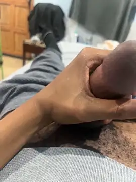 Snapshot of youngsterSA223 chatting on February 2026 11:12:02 PM youngsterSA223 online show from February 2026 11:12:02 PM