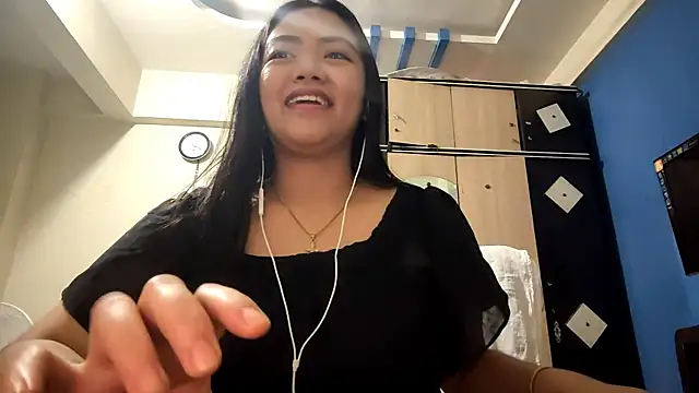 AntoninaDamewood online show from February 2026 12:45:02 PM