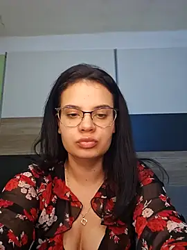 Karolina Velvet online show from February 2026 12:32:02 PM