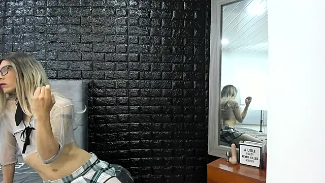 Calopezreal  online show from February 2026 01:08:02 PM