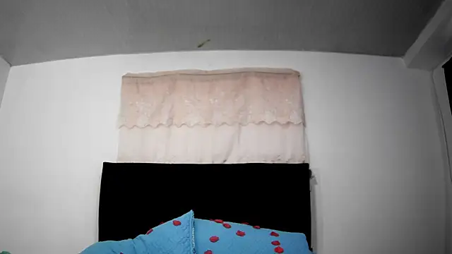 Snapshot of Valeryfox08 chatting on February 2026 02:58:02 PM Valeryfox08 online show from February 2026 02:58:02 PM