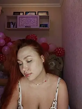 Snapshot of LolaaMint_ chatting on February 2026 04:36:02 PM LolaaMint online show from February 2026 04:36:02 PM