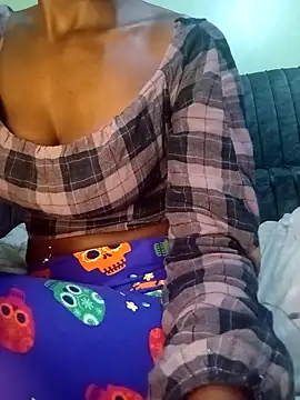 Snapshot of Pelloz chatting on February 2026 08:13:01 AM Pelloz online show from February 2026 08:13:01 AM