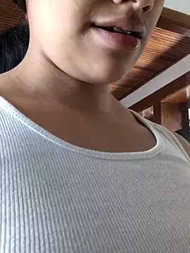 Julieta Parker online show from February 2026 04:05:02 PM