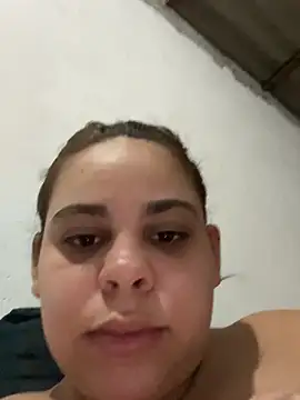 Snapshot of Adriputinha chatting on July 2026 11:40:01 PM Adriputinha online show from July 2026 11:40:01 PM