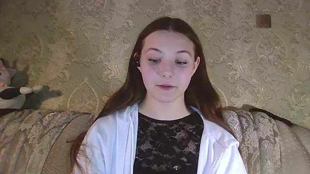 Snapshot of YuniNeko chatting on February 2026 07:09:02 PM YuniNeko online show from February 2026 07:09:02 PM