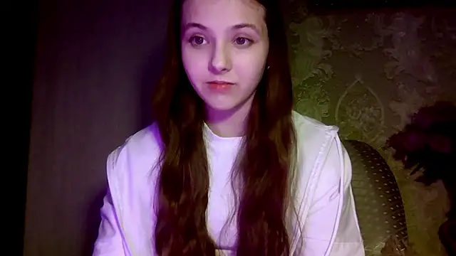 Snapshot of YuniNeko chatting on March 2026 04:24:01 PM YuniNeko online show from March 2026 04:24:01 PM