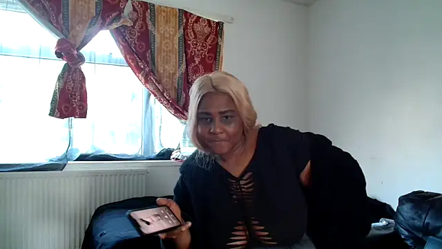 Snapshot of CurvySashia chatting on February 2026 01:20:01 PM CurvySashia online show from February 2026 01:20:01 PM