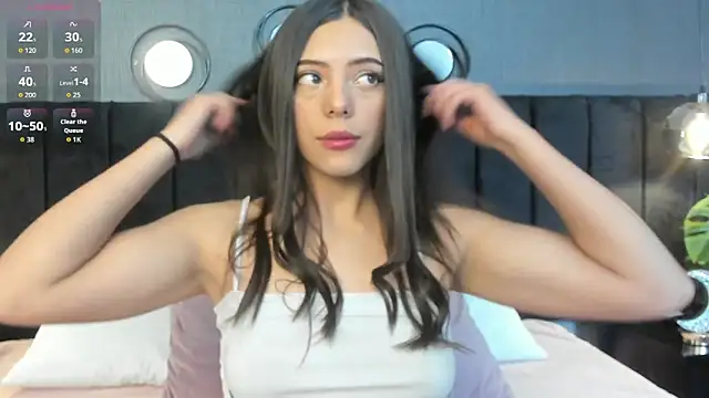 Snapshot of Sophi_rae chatting on February 2026 08:15:01 PM Sophi rae online show from February 2026 08:15:01 PM