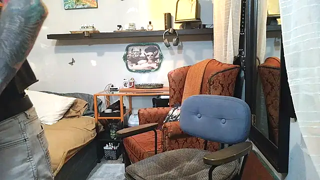 F D R  online show from June 2026 06:30:01 AM