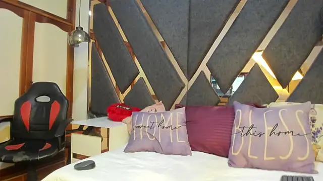 Snapshot of Maggyx chatting on February 2026 01:28:02 PM Maggyx online show from February 2026 01:28:02 PM