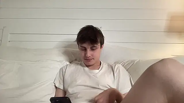 NoahhSkye online show from February 2026 08:37:02 PM