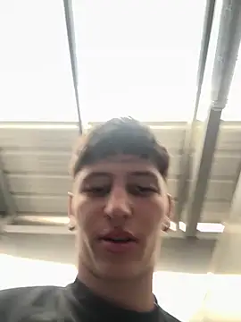 Snapshot of ARON_LUXX chatting on February 2026 02:51:02 PM ARON LUXX online show from February 2026 02:51:02 PM