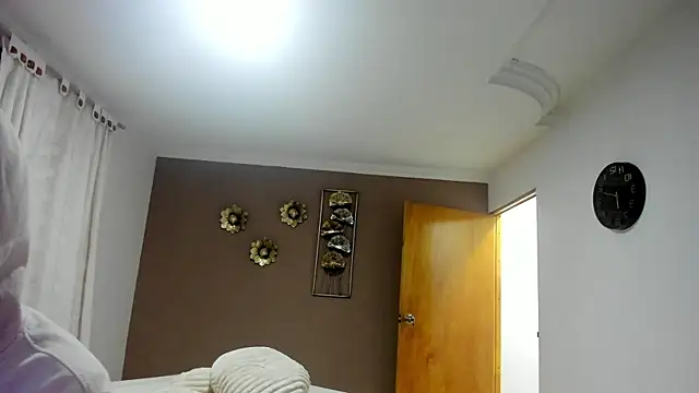 neyder sanz online show from February 2026 11:49:02 AM