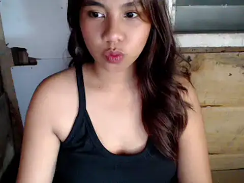 KristinaValerie22 online show from February 2026 03:46:01 PM