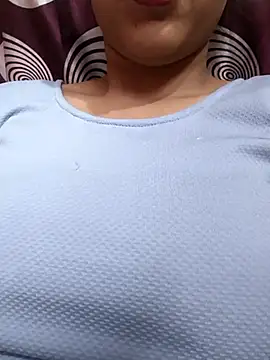 Snapshot of komalsharma99 chatting on May 2026 05:07:01 PM komalsharma99 online show from May 2026 05:07:01 PM
