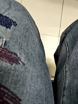 LiilyZi online show from February 2026 12:58:01 AM