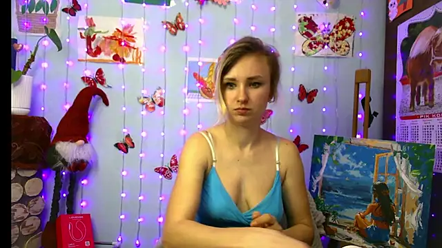 Snapshot of HarleyWidLife chatting on February 2026 12:50:01 PM HarleyWidLife online show from February 2026 12:50:01 PM