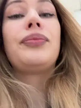 blonde exe online show from February 2026 03:29:02 PM