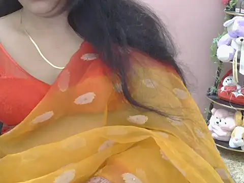 Cute Sheetal online show from February 2026 01:31:01 PM