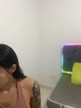 Snapshot of MEDUSA_EF chatting on March 2026 12:33:02 PM MEDUSA EF online show from March 2026 12:33:02 PM