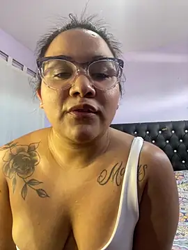 Snapshot of Yamiivip chatting on March 2026 04:58:02 PM Yamiivip online show from March 2026 04:58:02 PM