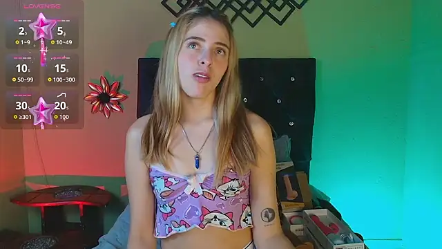 Snapshot of karenwild_1 chatting on March 2026 02:01:01 PM karenwild 1 online show from March 2026 02:01:01 PM