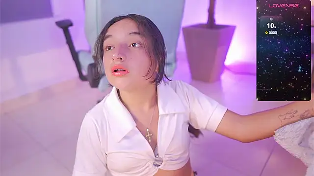 Snapshot of _emily_jonexs chatting on February 2026 05:36:01 PM emily jonexs online show from February 2026 05:36:01 PM