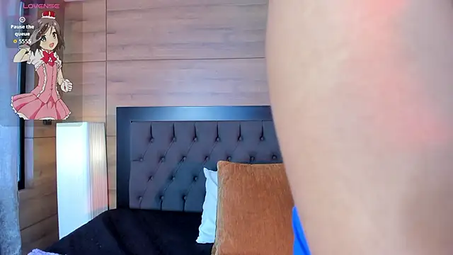 CoralineRoss  online show from February 2026 05:00:01 PM