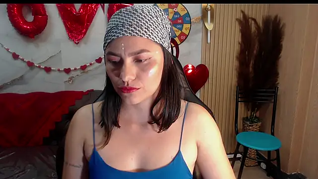 Snapshot of rox_luxury_tf chatting on February 2026 08:37:02 PM rox luxury tf online show from February 2026 08:37:02 PM