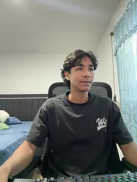 Pedestal diamant online show from February 2026 09:35:01 PM