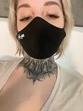 AllisonXAlfred online show from February 2026 01:03:02 PM