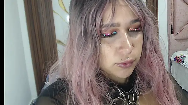 Snapshot of valen_ros chatting on March 2026 11:49:01 AM valen ros online show from March 2026 11:49:01 AM