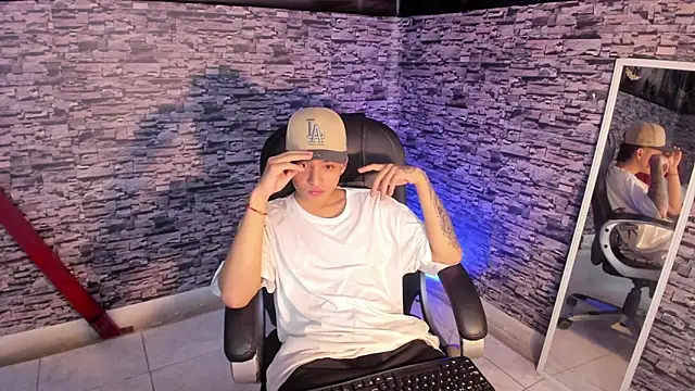 Snapshot of Wesleey-Boy chatting on March 2026 07:53:01 PM Wesleey-Boy online show from March 2026 07:53:01 PM