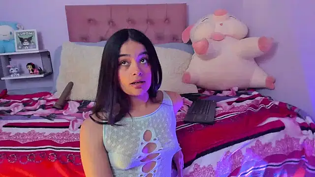 Snapshot of SophieAdamst chatting on February 2026 07:23:01 PM SophieAdamst online show from February 2026 07:23:01 PM