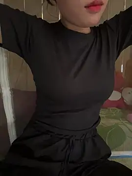 DoliceGirl2k online show from June 2026 02:02:02 AM