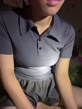 DoliceGirl2k online show from June 2026 12:37:01 PM