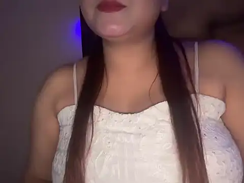 Snapshot of Hersheykaur chatting on February 2026 06:54:01 AM Hersheykaur online show from February 2026 06:54:01 AM