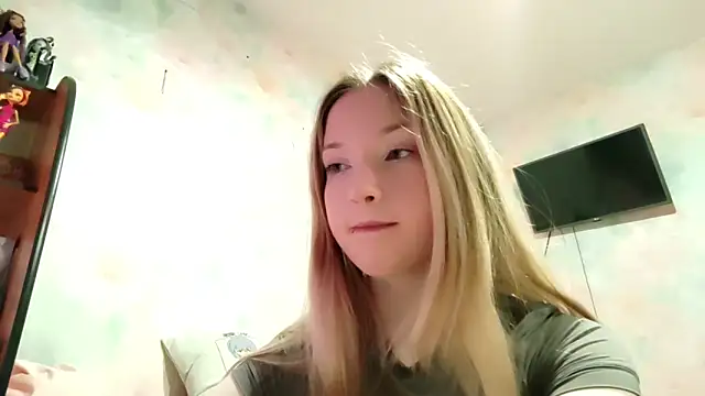 Snapshot of TiaBIanks chatting on March 2026 08:09:02 AM TiaBIanks online show from March 2026 08:09:02 AM